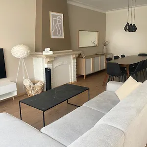 cosy-and-fully-equipped-apartment-near-antwerp.brusselshotelsbook.com/